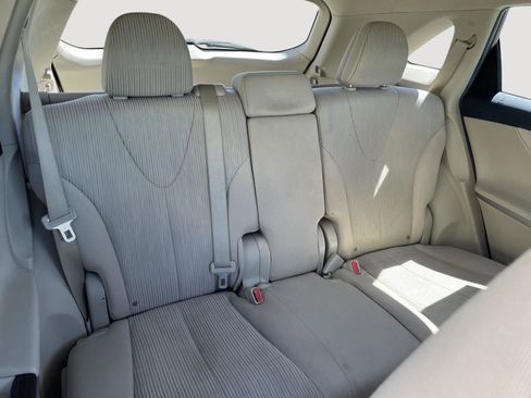 Used 2012 Toyota Venza LE image 27