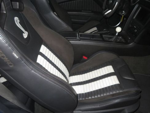 Used 2014 Ford Mustang Shelby GT500 w/ Equipment Group 821A RWD image 23