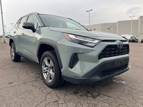Used 2023 Toyota RAV4 XLE AWD/4WD image 8