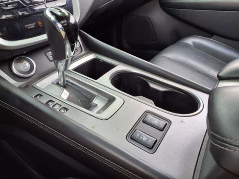 Used 2022 Nissan Murano SL w/ SL Moonroof Package image 19