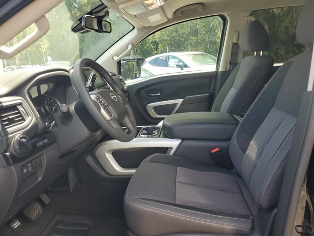 Used 2024 Nissan Titan SV w/ SV Convenience Package RWD image 14