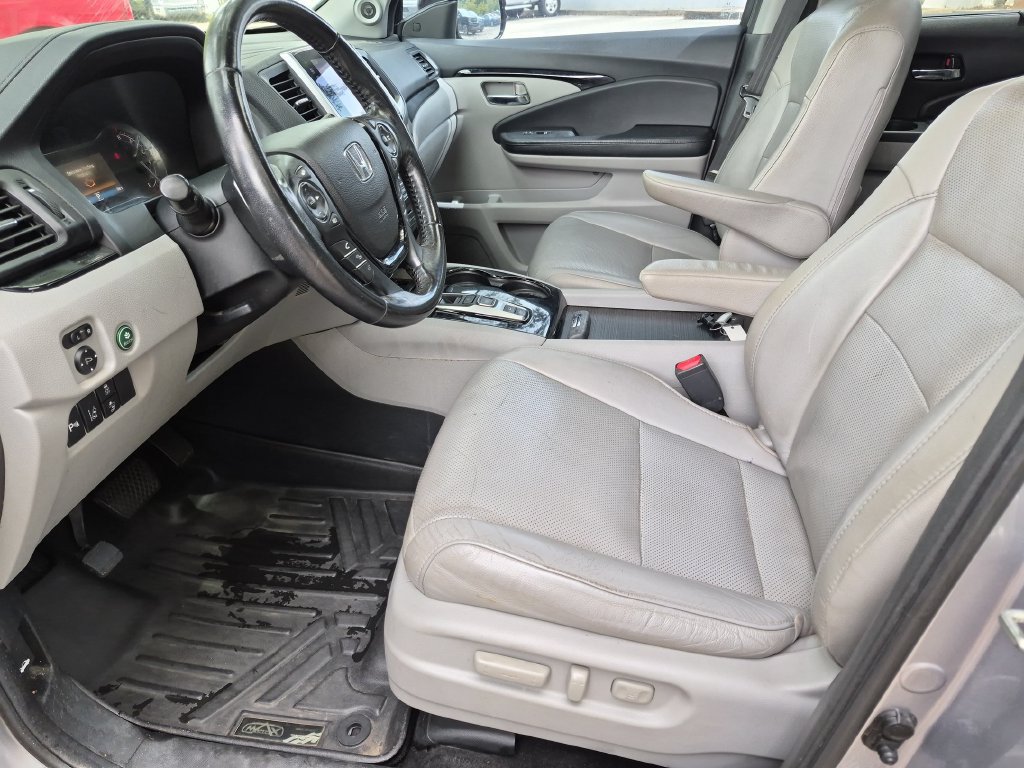 Used 2016 Honda Pilot Elite image 15