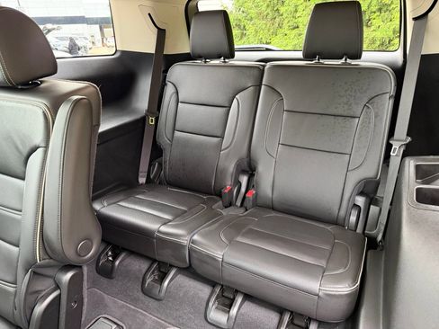 Used 2023 GMC Acadia Denali w/ Denali Ultimate Package AWD/4WD image 26