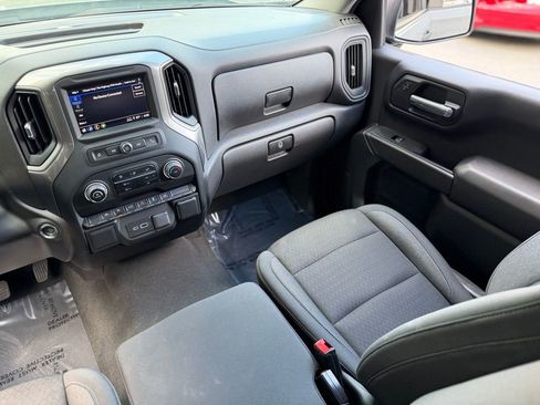 Used 2024 Chevrolet Silverado 1500 Custom w/ Turbomax Blackout Package image 41