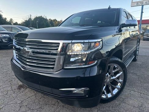 Used 2016 Chevrolet Suburban LTZ image 2