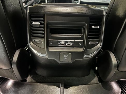 Used 2024 RAM 1500 Laramie AWD/4WD image 24