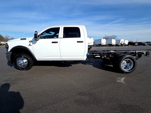 New 2026 RAM 3500 Tradesman image 8
