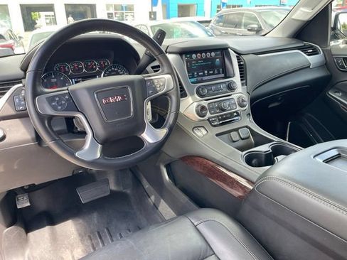 Used 2019 GMC Yukon SLT w/ Open Road Package AWD/4WD image 13