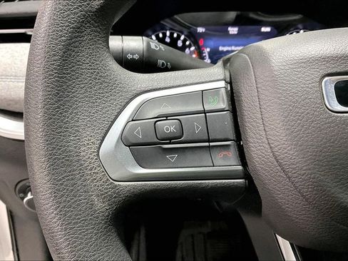 Used 2023 Jeep Compass Sport image 23