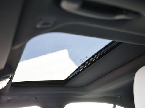 New 2027 BMW i5 eDrive40 RWD image 18