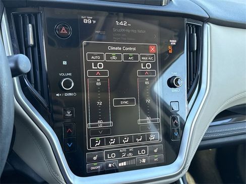 Used 2020 Subaru Outback Limited image 23