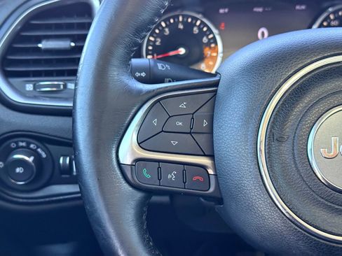 Used 2018 Jeep Renegade Limited w/ UConnect 8.4 Nav Group image 23