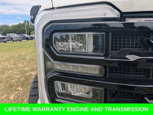Used 2024 Ford F250 Lariat w/ Lariat Ultimate Package AWD/4WD image 11