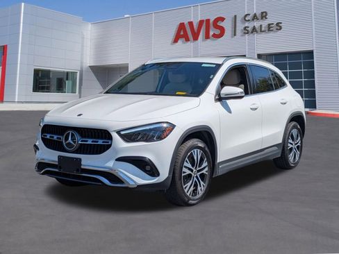 Used 2025 Mercedes-Benz GLA 250 4MATIC image 1