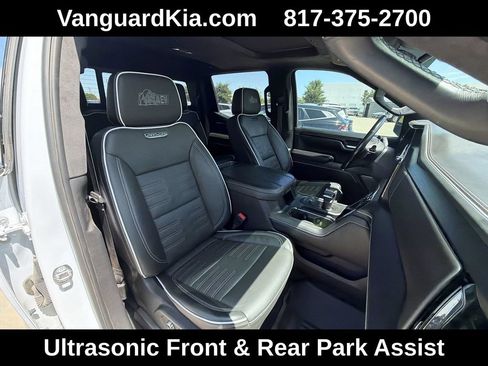 Used 2024 GMC Sierra 1500 AT4X w/ AT4X AEV Edition AWD/4WD image 29
