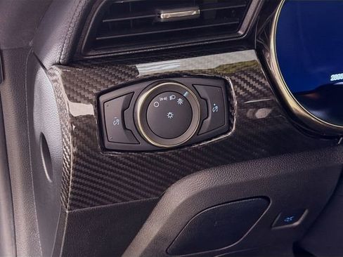 Used 2022 Ford Mustang Shelby GT500 w/ Carbon Fiber Track Pack image 12