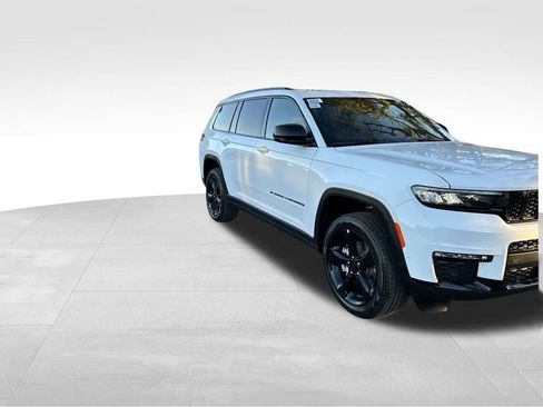 New 2025 Jeep Grand Cherokee L Limited w/ Luxury Tech Group II image 8