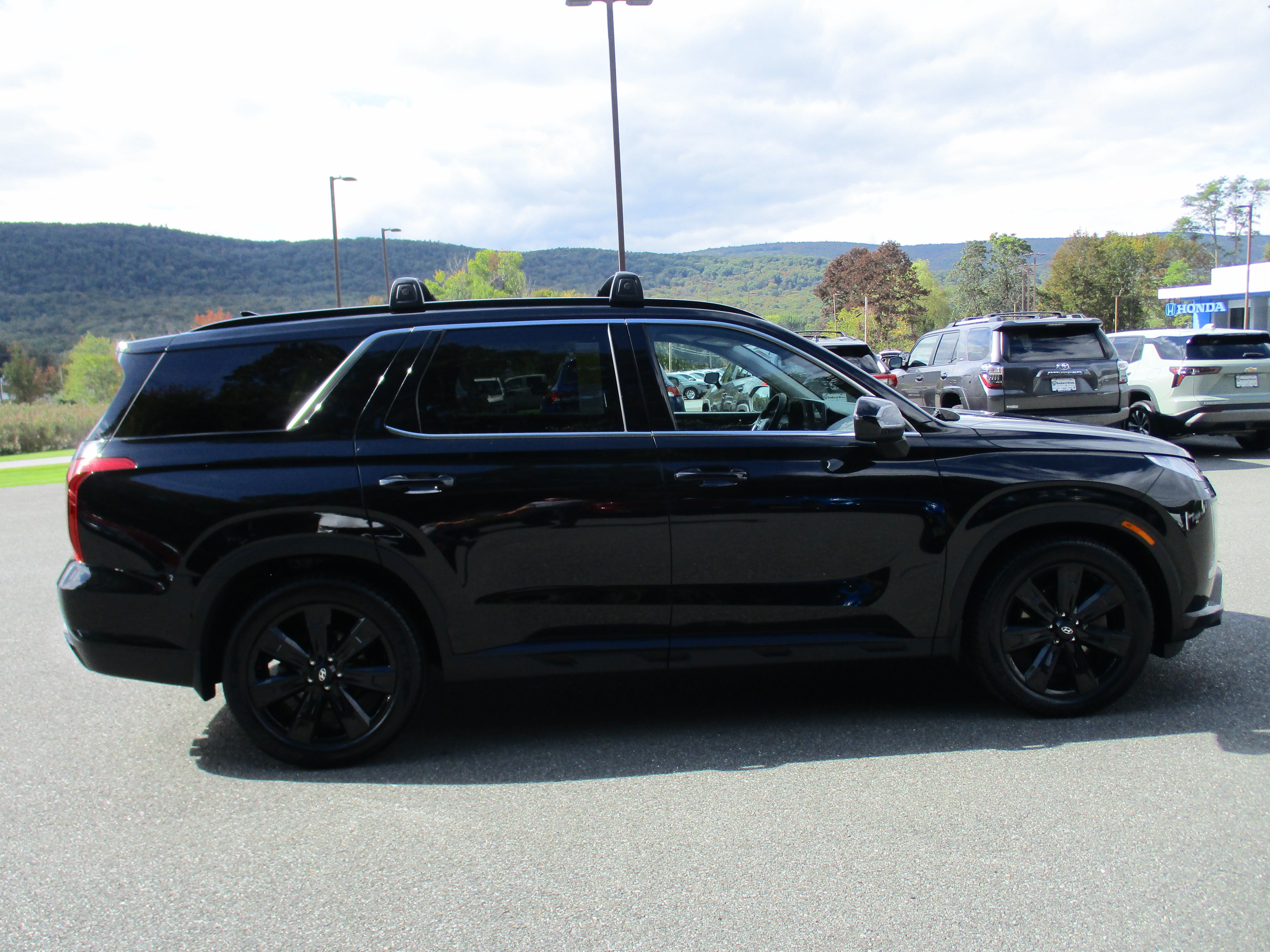Used 2024 Hyundai Palisade XRT AWD/4WD image 4