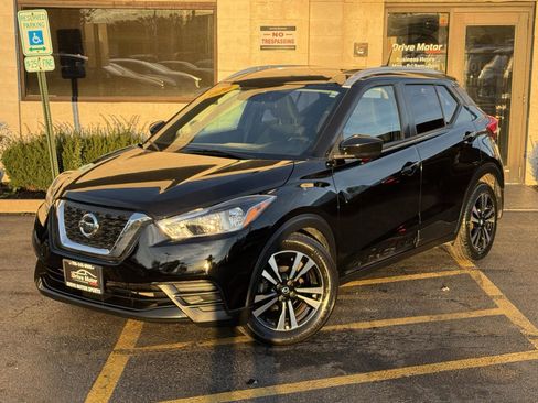 Used 2020 Nissan Kicks SV image 5