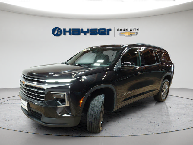 Used 2026 Chevrolet Traverse LT FWD image 3