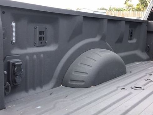 Certified 2025 Ford F350 Lariat w/ Lariat Ultimate Package image 9