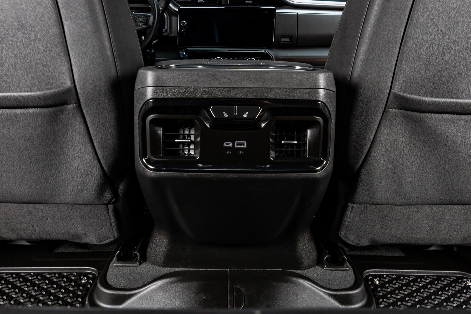 Used 2025 GMC Sierra 2500 AT4 w/ AT4 Premium Plus Package AWD/4WD image 31