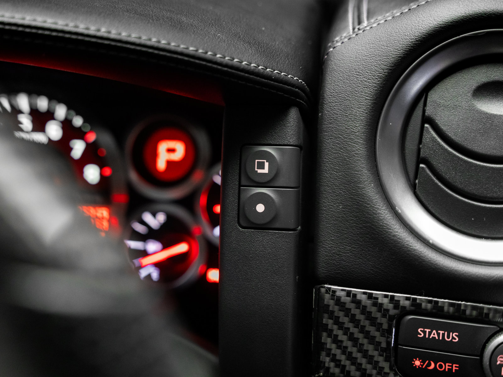 Used 2009 Nissan GT-R Premium AWD/4WD image 53
