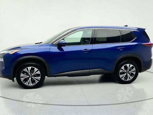 Used 2021 Nissan Rogue SV AWD/4WD image 2