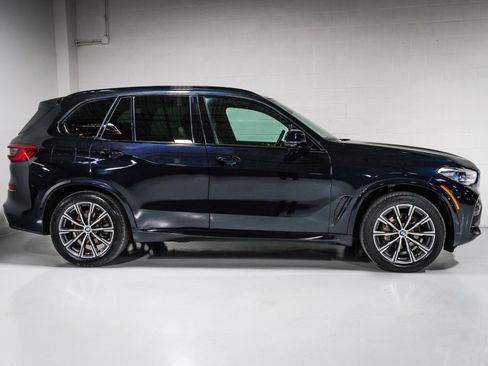 Used 2019 BMW X5 xDrive40i w/ M Sport Package AWD/4WD image 2