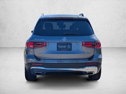 New 2026 Mercedes-Benz GLB 250 image 7