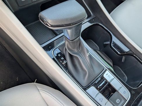 Used 2025 Hyundai Tucson SEL image 16