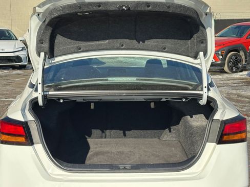 Used 2025 Nissan Altima 2.5 SV image 31