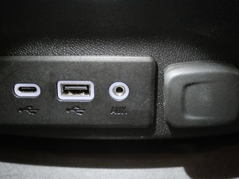 Used 2025 Chevrolet Malibu LT FWD image 21