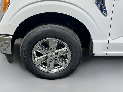 Used 2021 Ford F150 XLT image 13