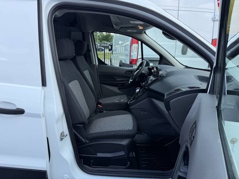 Used 2022 Ford Transit Connect XL FWD image 6