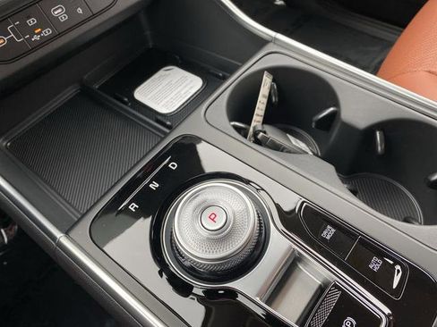 New 2026 Kia Carnival SX Prestige image 25