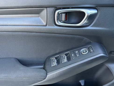 Used 2024 Honda Civic Sport image 10