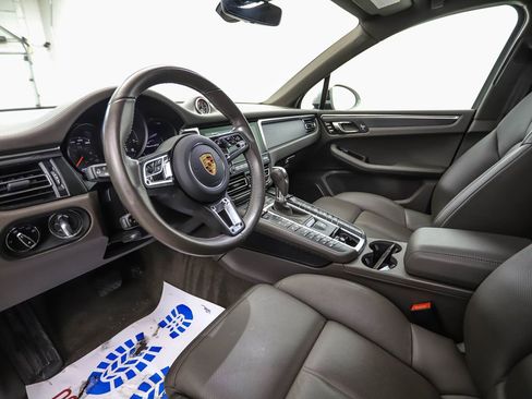 Used 2021 Porsche Macan GTS image 10