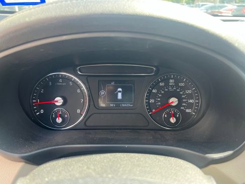 Used 2016 Kia Sorento EX FWD image 5