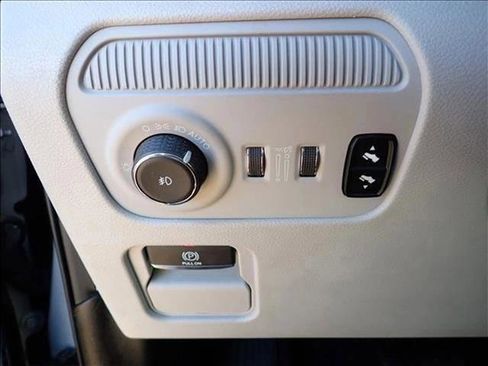 Used 2022 Jeep Wagoneer Series II image 19