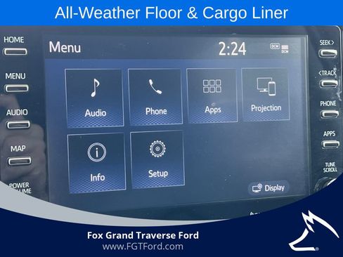Used 2022 Toyota Highlander XLE AWD/4WD image 24