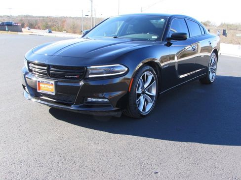 Used 2015 Dodge Charger R/T w/ Wheels & Tunes Group image 3