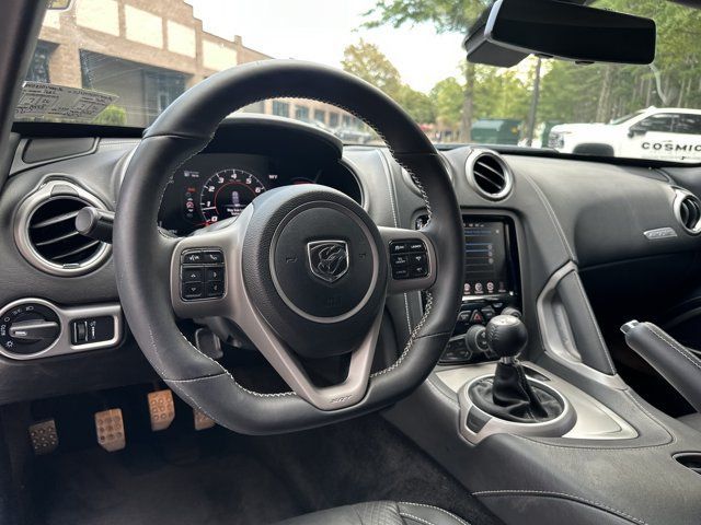 Used 2013 SRT Viper GTS w/ GTS Laguna Interior Pkg RWD image 20