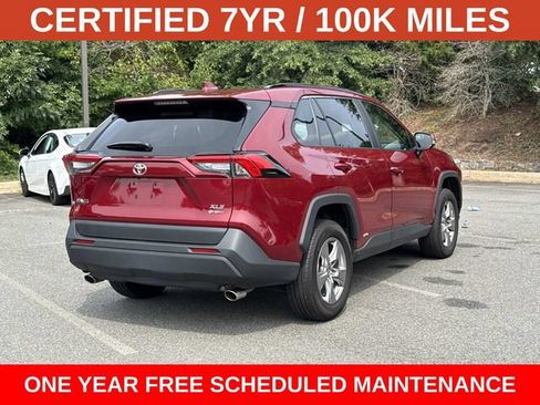 Used 2025 Toyota RAV4 XLE AWD/4WD image 2
