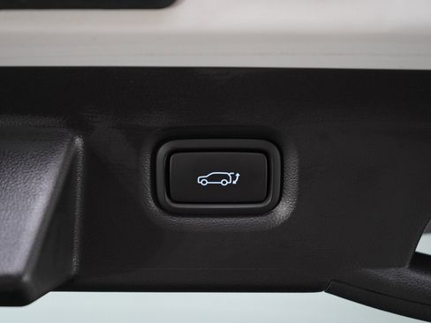 Certified 2024 Hyundai Ioniq 5 SEL AWD/4WD image 17