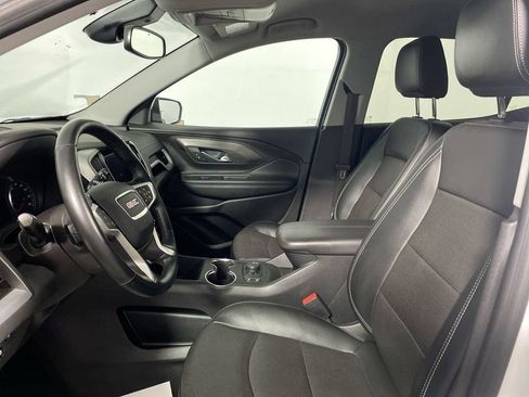 Certified 2023 GMC Terrain SLT FWD image 11