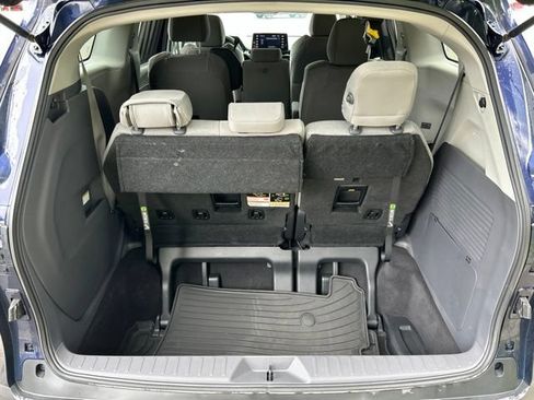 Used 2023 Toyota Sienna LE FWD image 24
