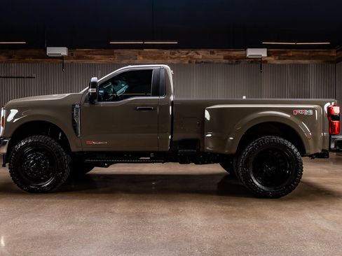 Used 2026 Ford F350 XLT w/ 360-Degree Camera Package AWD/4WD image 4