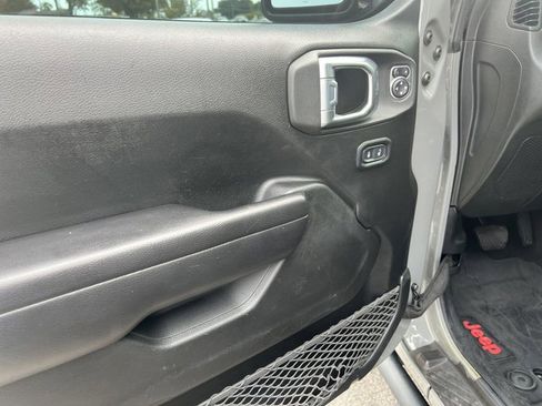 Used 2021 Jeep Wrangler Unlimited Sport image 10