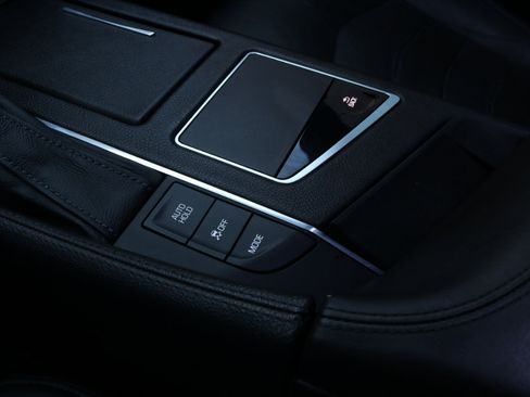 Used 2018 Cadillac CT6 Luxury image 36